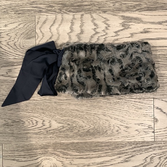 NIP Anthropologie Floreat Obling Fur Collar Black - Picture 3 of 5